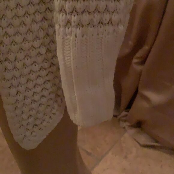 Pullover Sweater - Picture 8 of 10